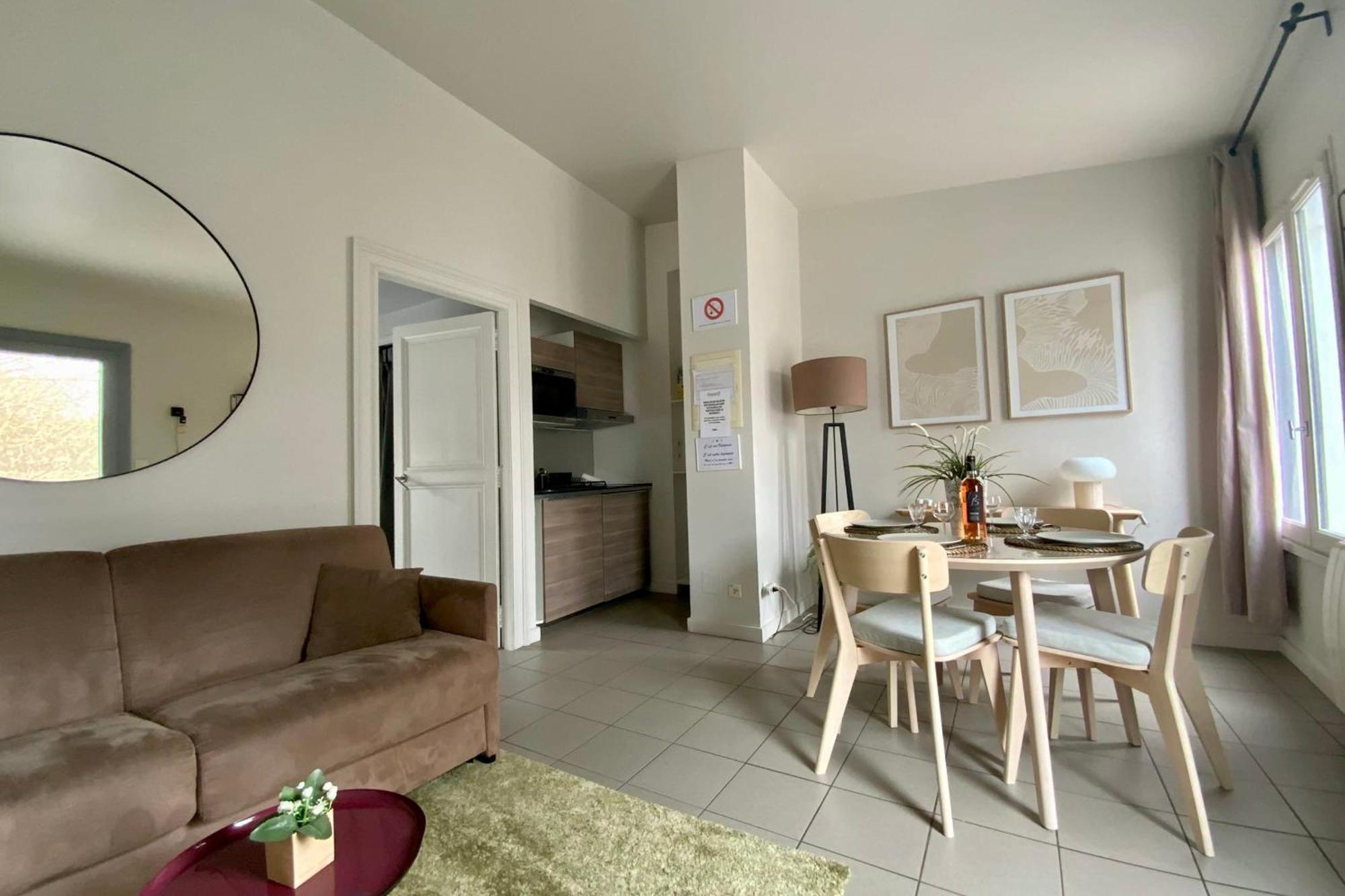 Le Fonctionnel - Grande Terrasse En Plein Centre ! Apartment Castelnau-le-Lez Ngoại thất bức ảnh